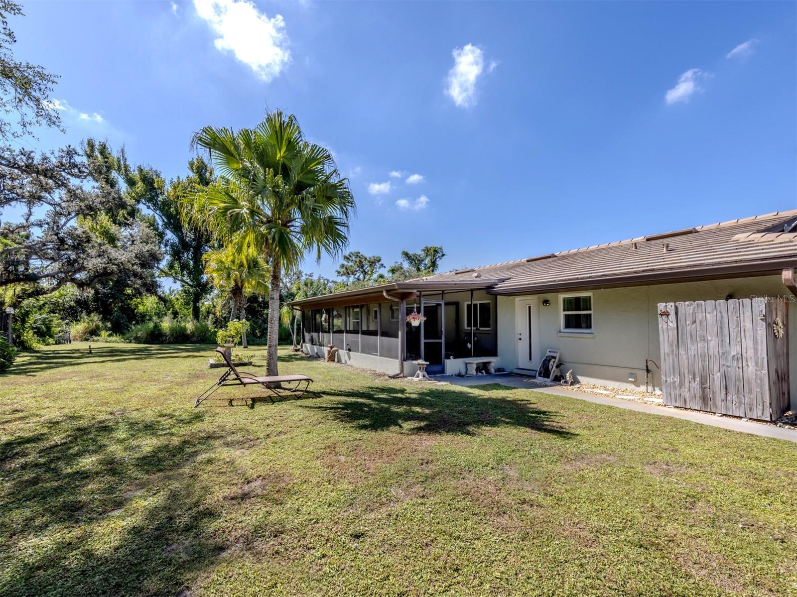 Image 18 of 36 For 1110 Gladstone Boulevard