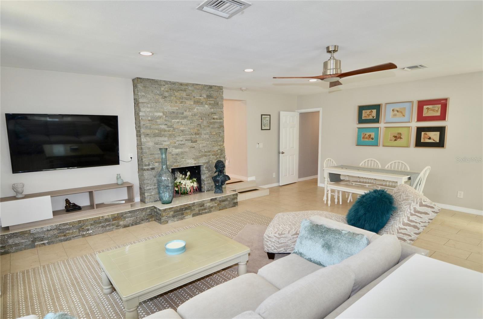 Image 17 of 85 For 411 Pameto Road