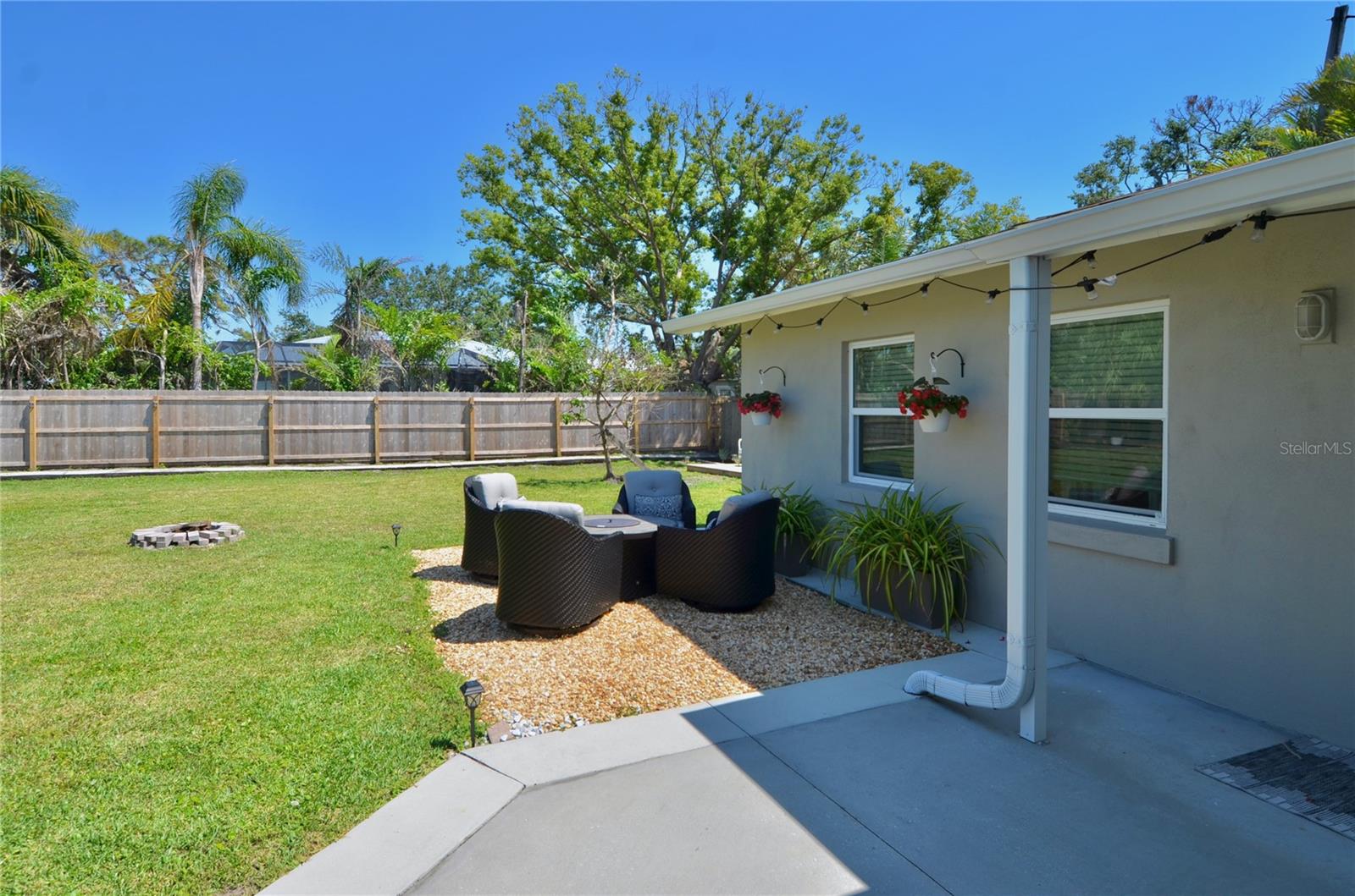 Image 35 of 85 For 411 Pameto Road