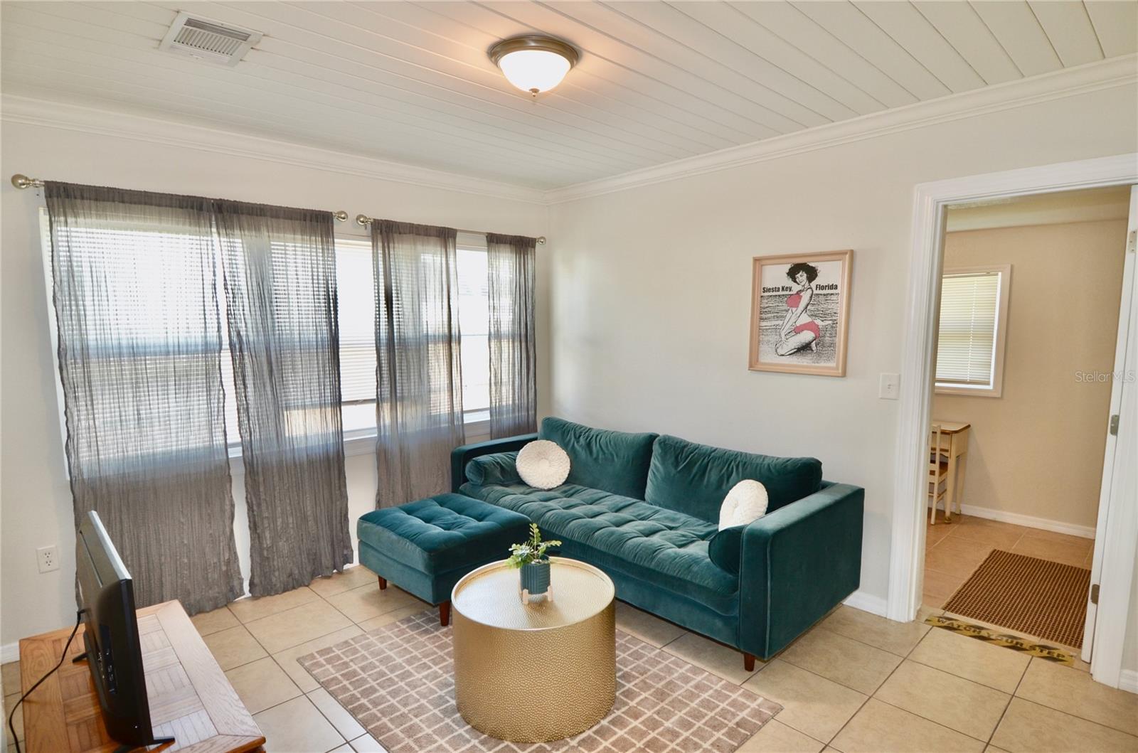 Image 45 of 85 For 411 Pameto Road