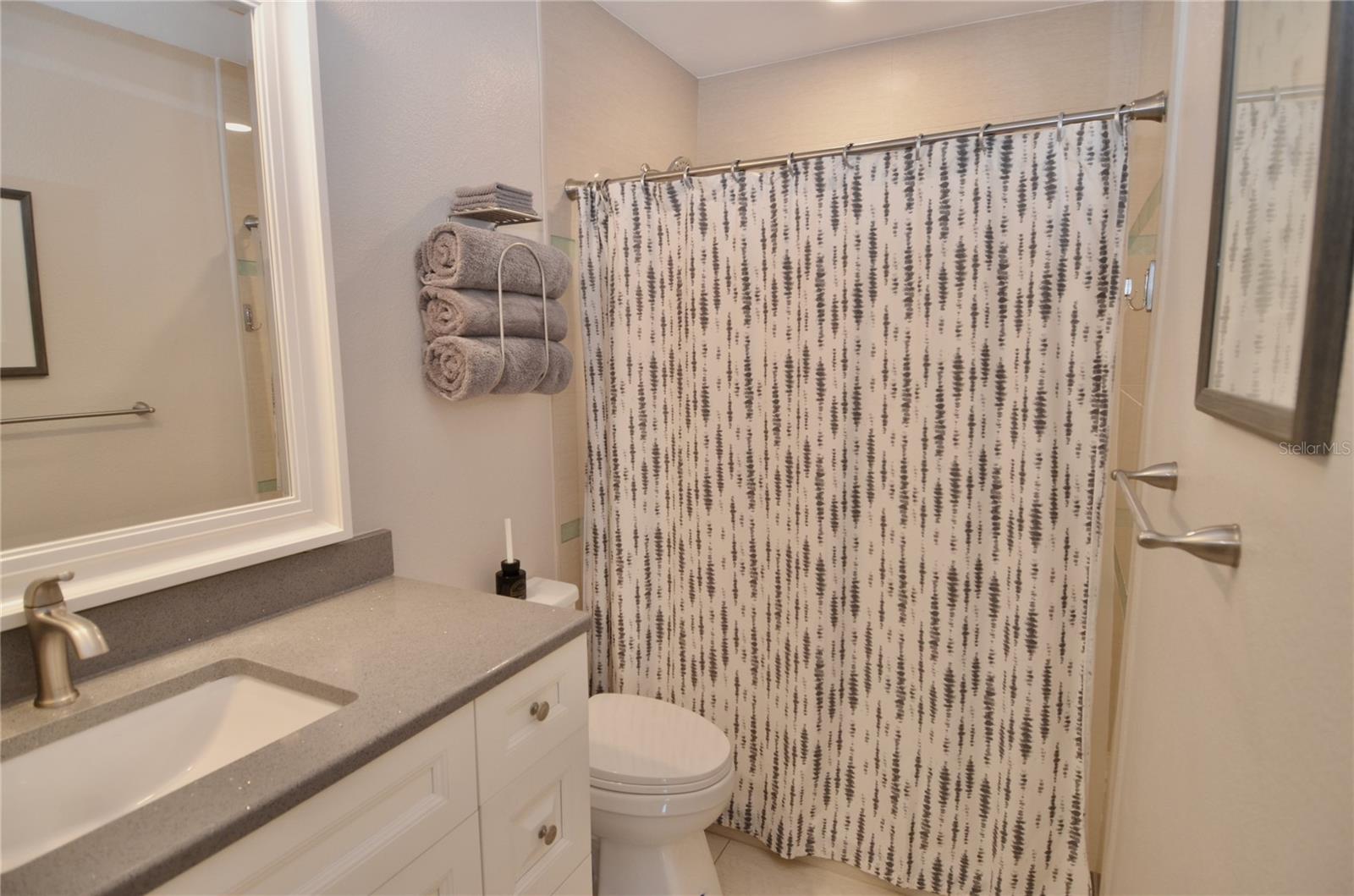 Image 9 of 85 For 411 Pameto Road