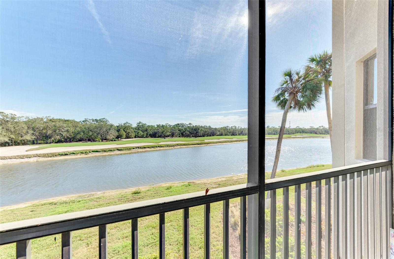 Image 36 of 71 For 17118 Vardon Terrace 202