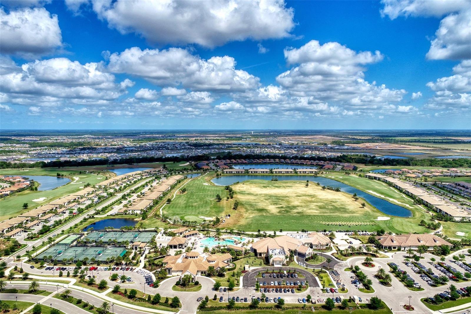 Image 51 of 71 For 17118 Vardon Terrace 202