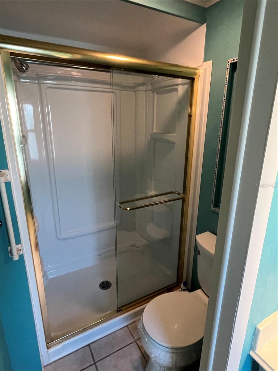 Image 50 of 57 For 878 Jolanda Circle