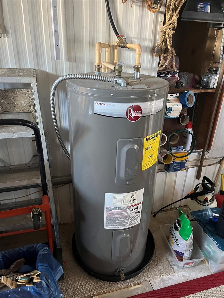 Image 54 of 57 For 878 Jolanda Circle