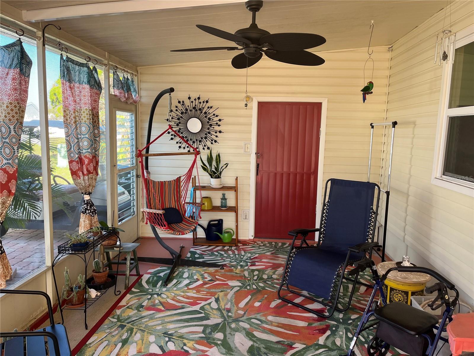 Image 8 of 47 For 878 Jolanda Circle