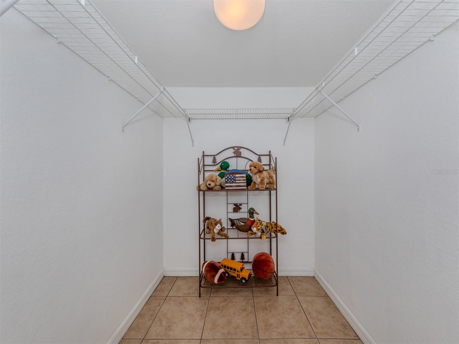 Image 17 of 43 For 601 Shreve Street 51b