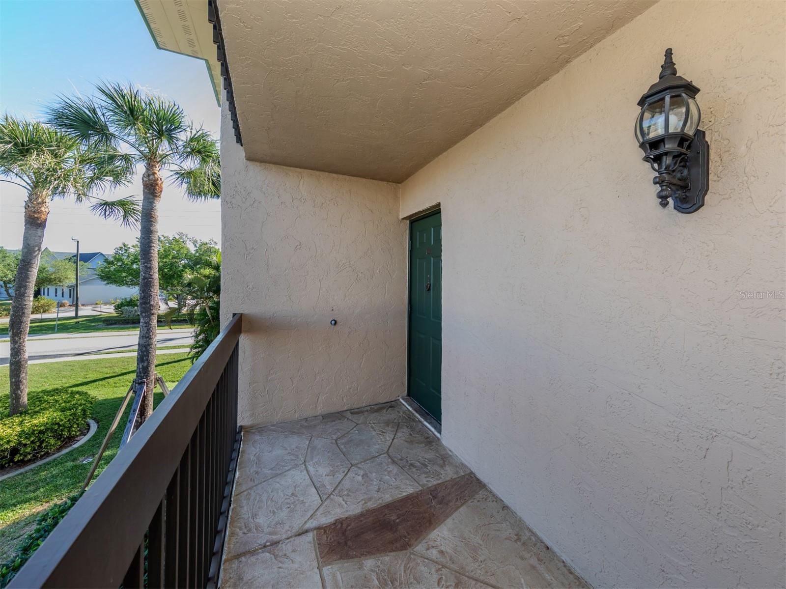 Image 27 of 43 For 601 Shreve Street 51b