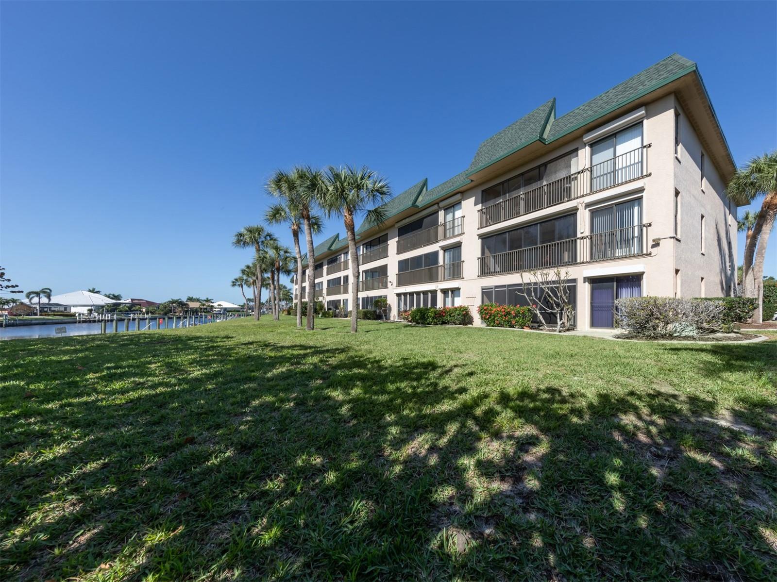Image 31 of 43 For 601 Shreve Street 51b
