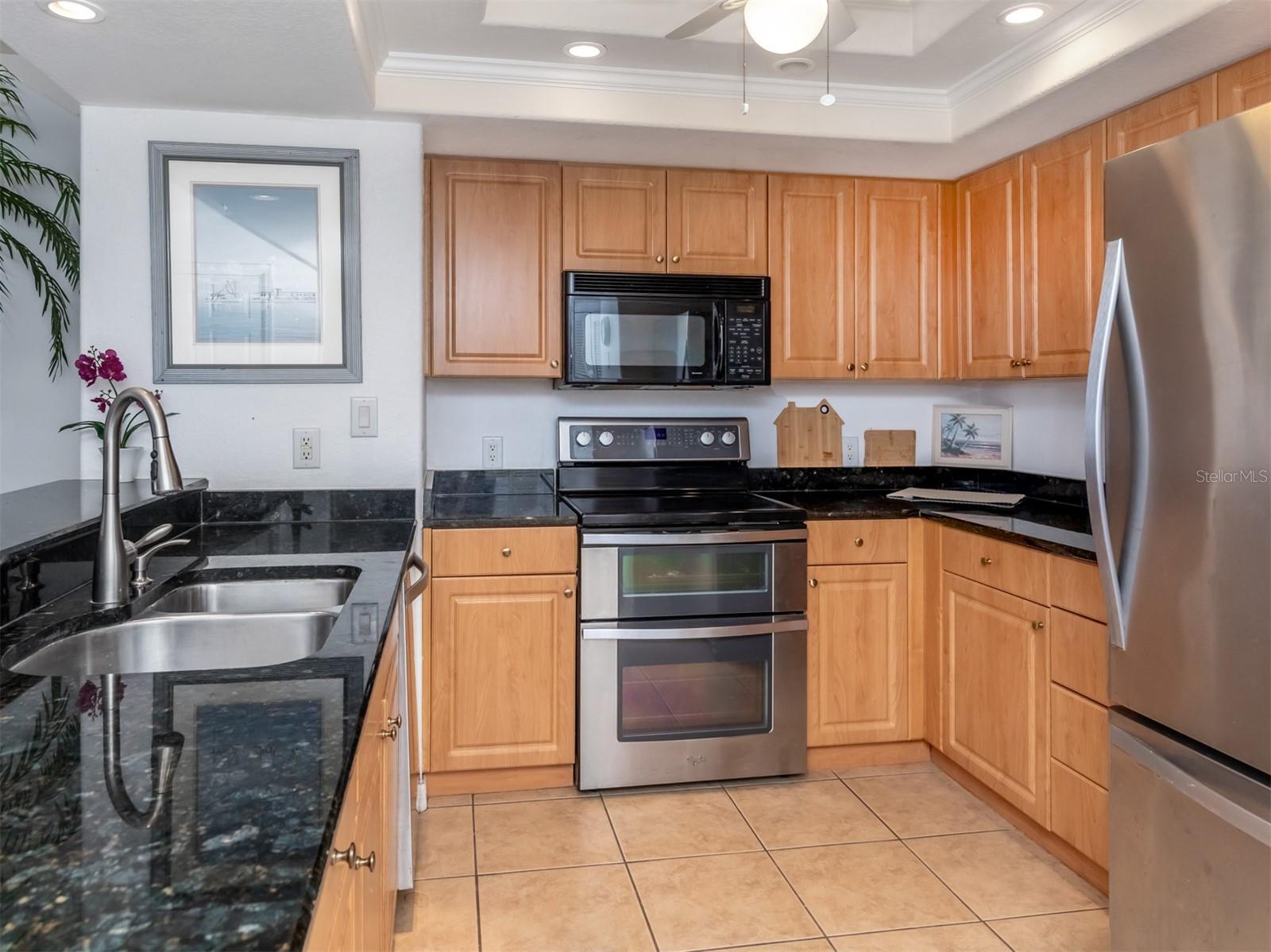Image 4 of 43 For 601 Shreve Street 51b