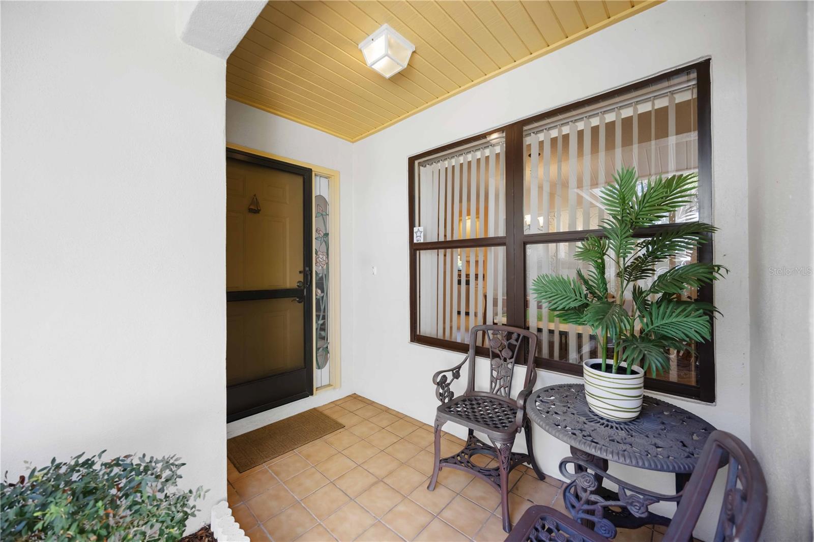 Image 26 of 81 For 214 Southampton Drive 327