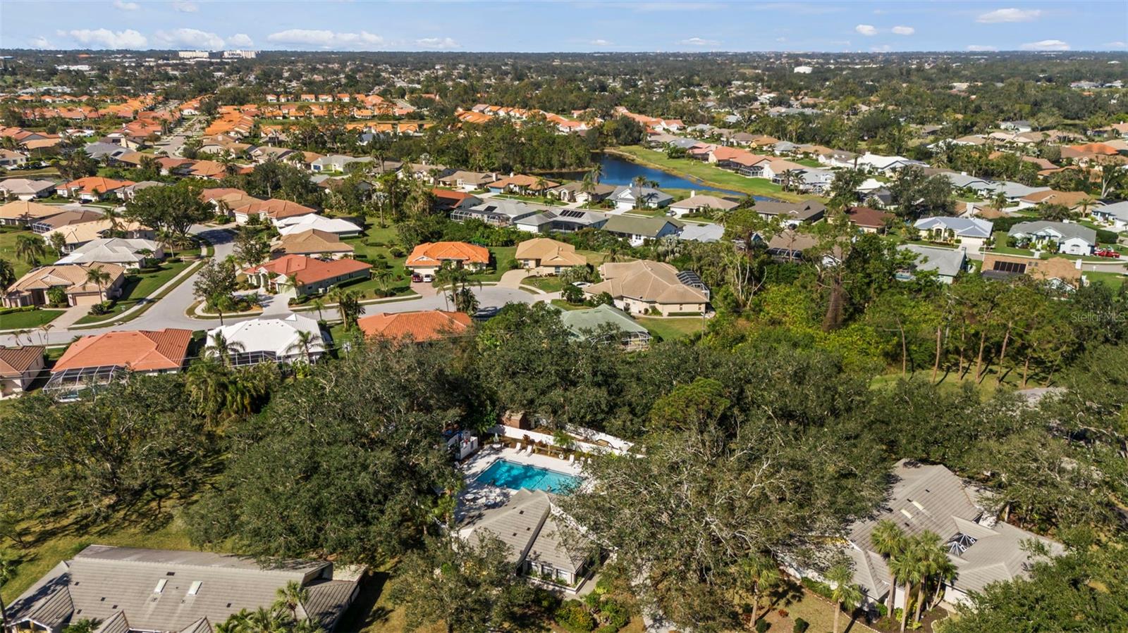 Image 34 of 81 For 214 Southampton Drive 327