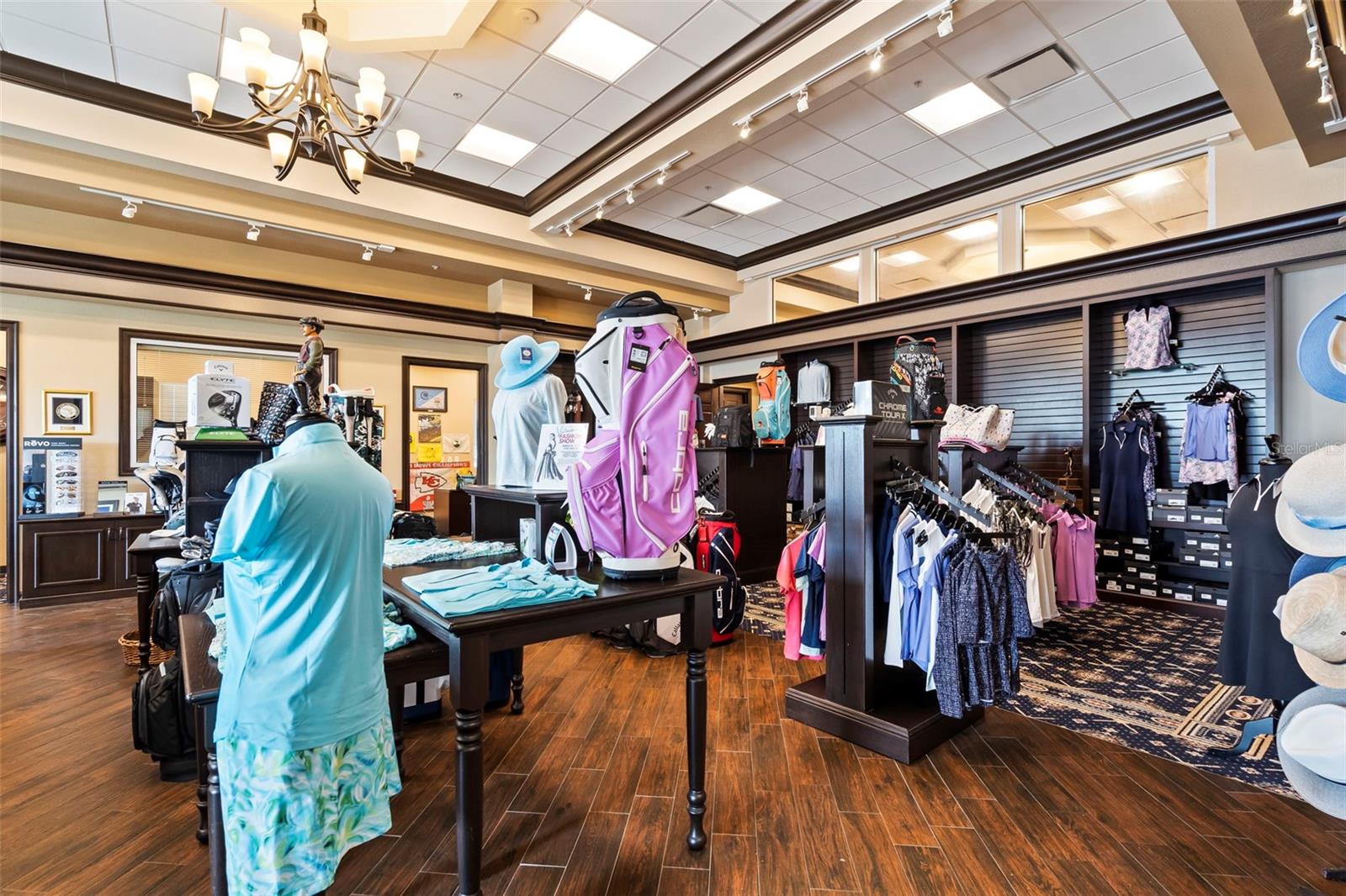 Image 53 of 81 For 214 Southampton Drive 327