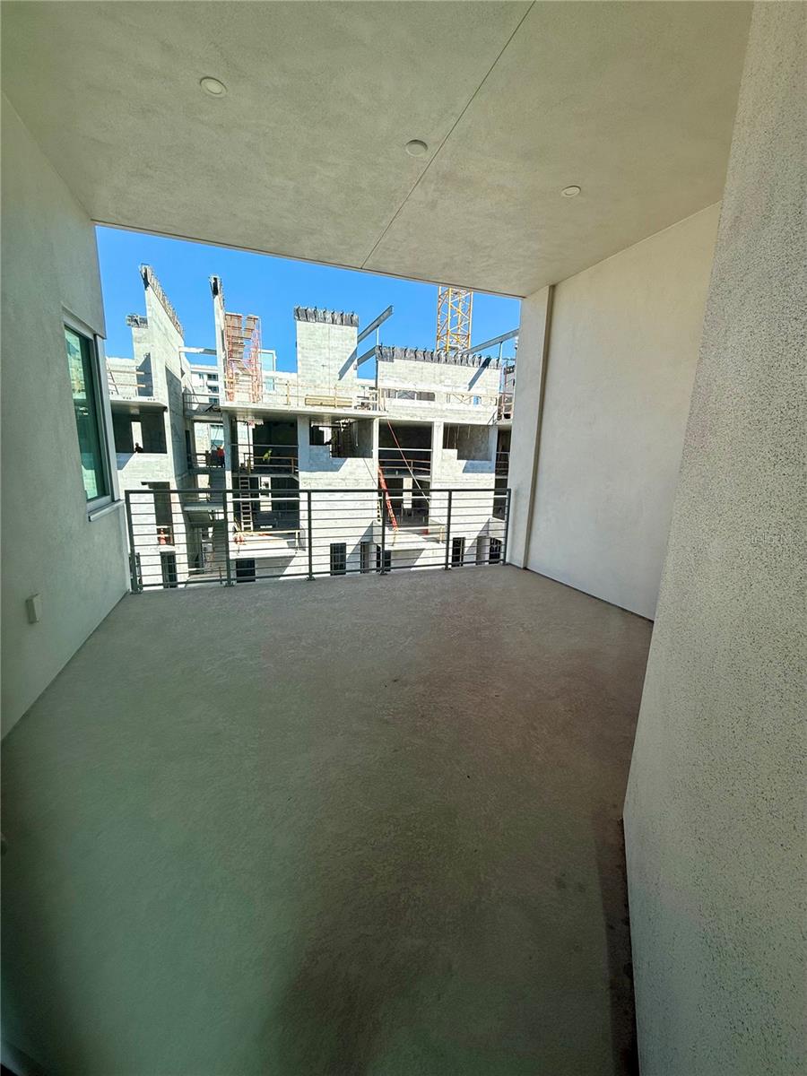 Image 7 of 9 For 332 Cocoanut Avenue 508