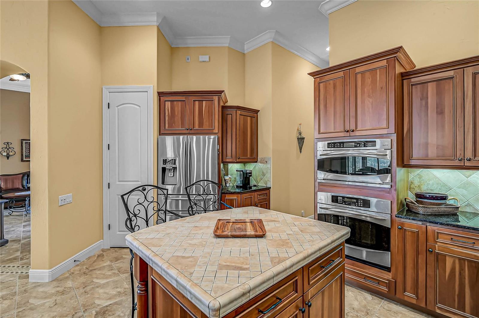 Image 16 of 72 For 13460 Campanile Court