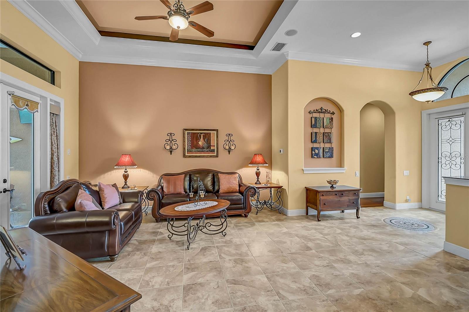 Image 4 of 72 For 13460 Campanile Court