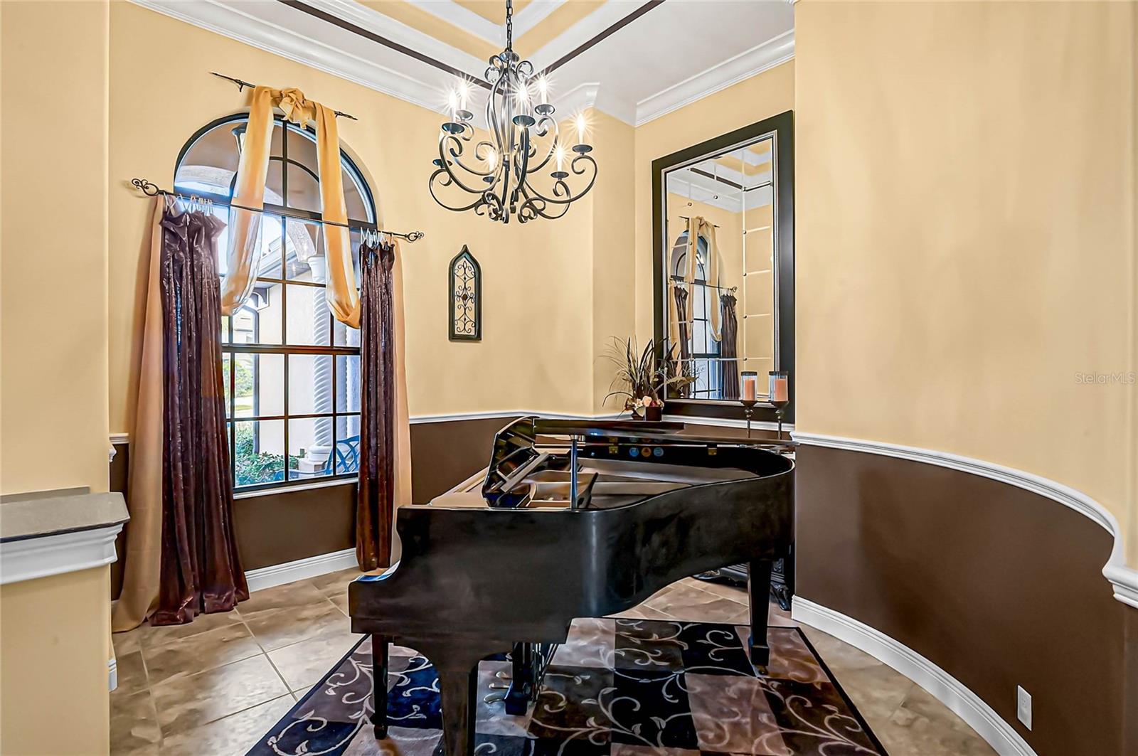 Image 7 of 72 For 13460 Campanile Court