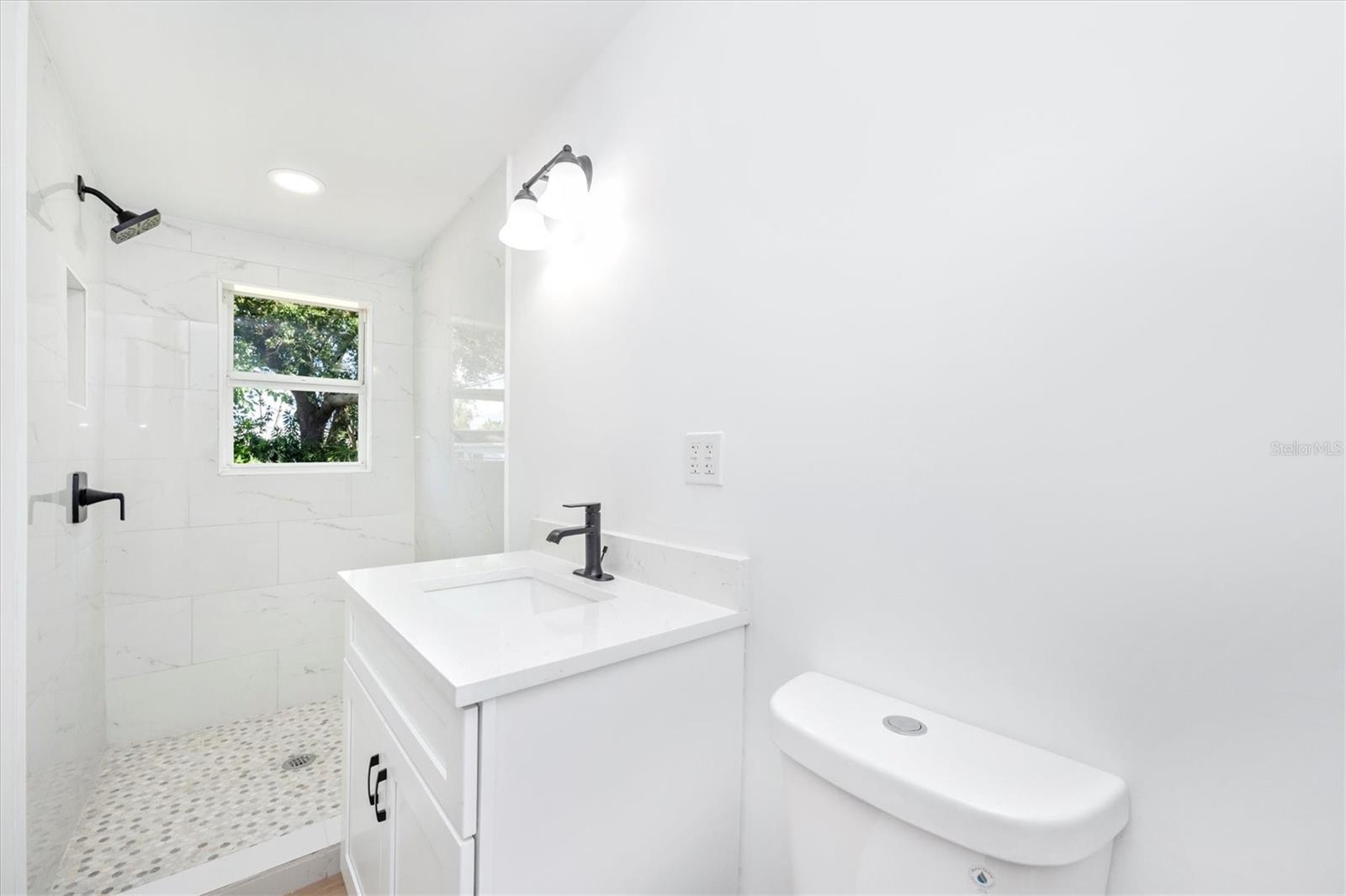 Image 10 of 38 For 45 Euclid Avenue