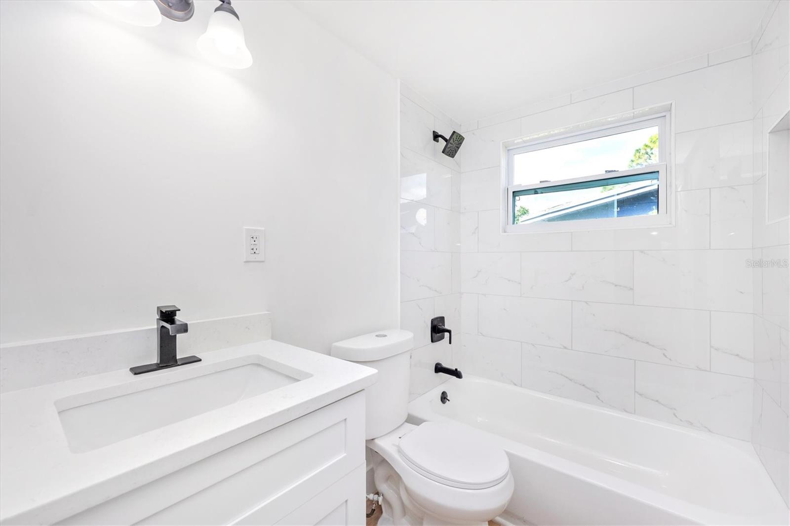 Image 13 of 38 For 45 Euclid Avenue