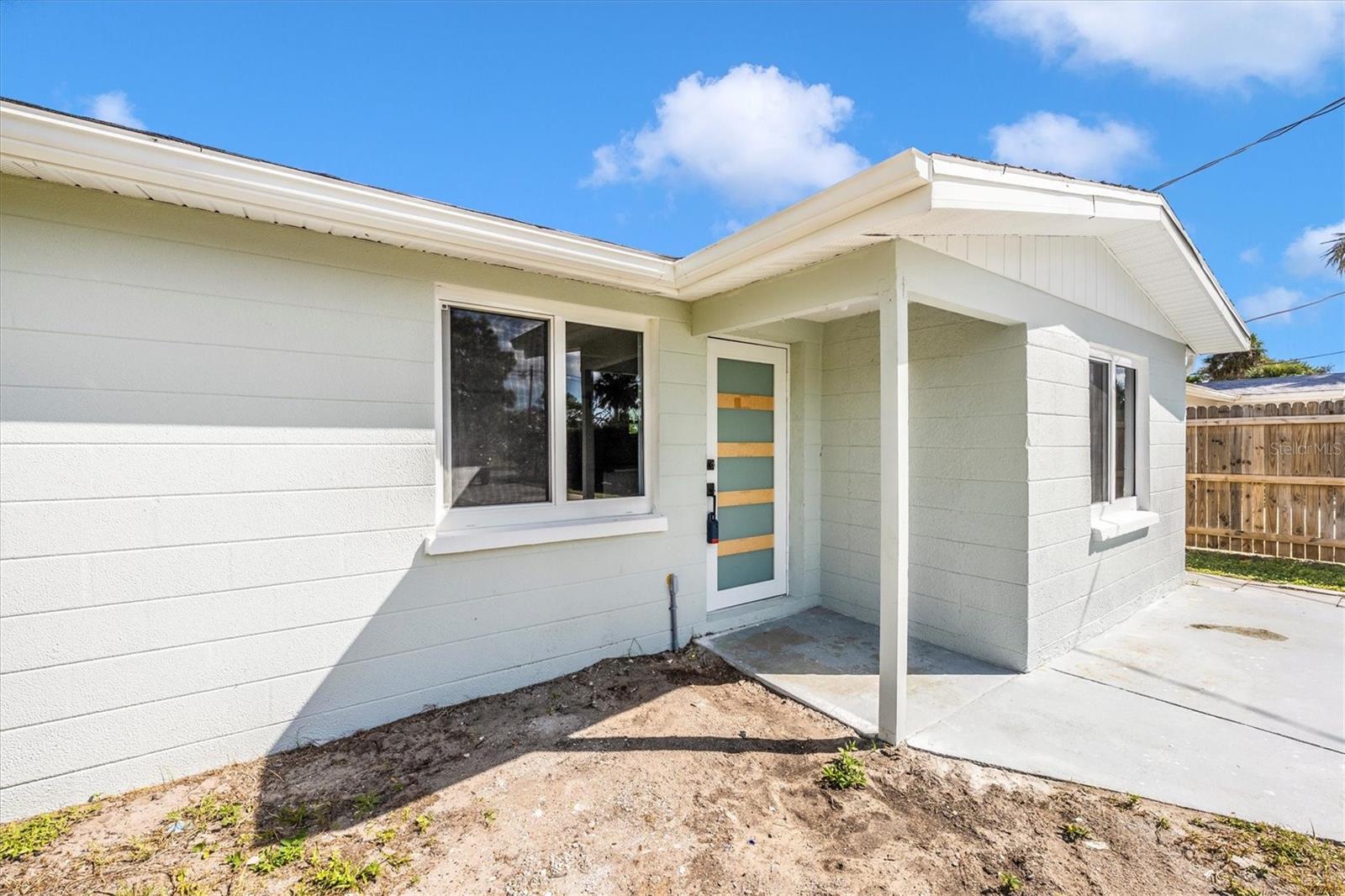 Image 2 of 38 For 45 Euclid Avenue