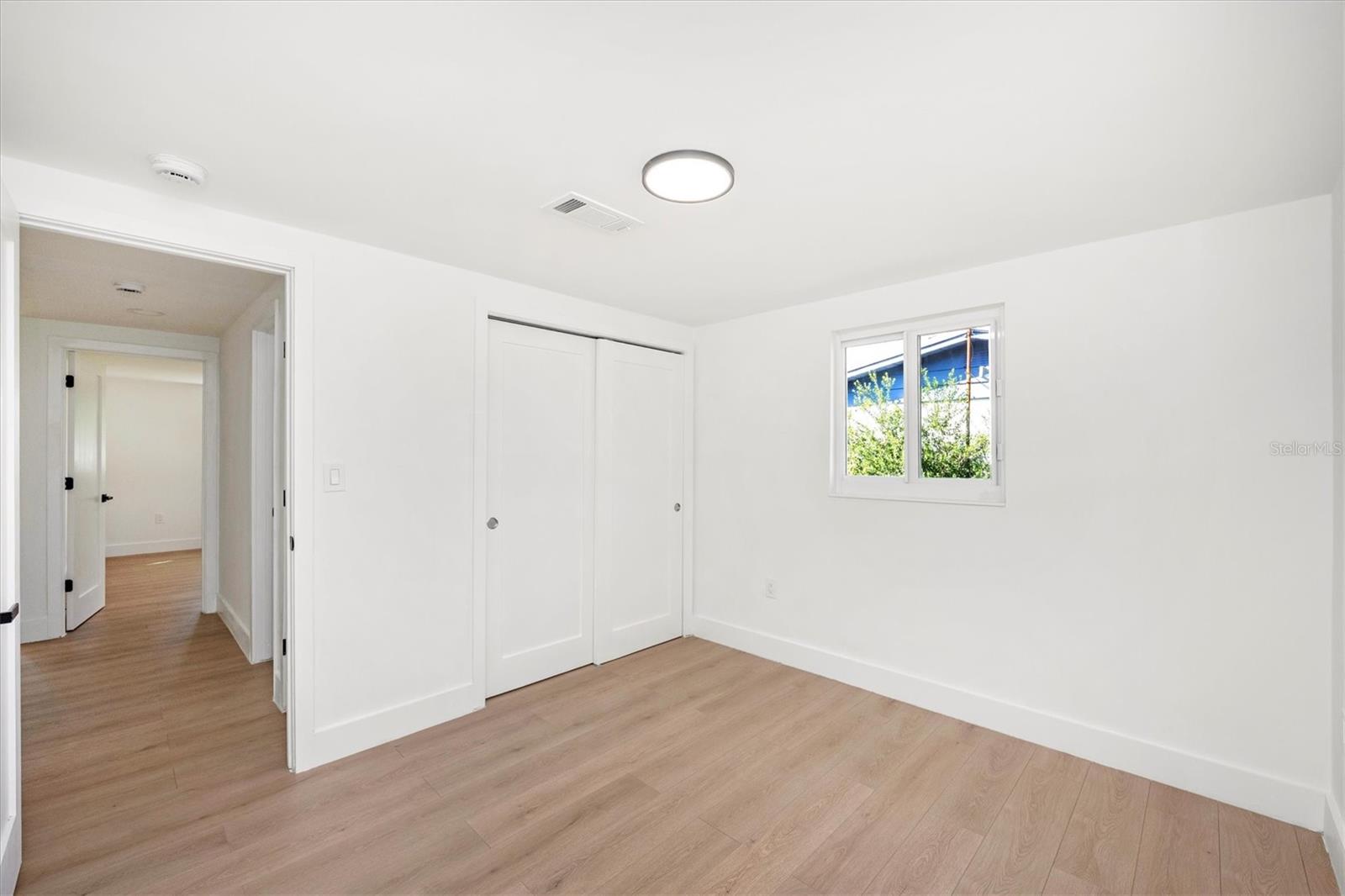 Image 26 of 38 For 45 Euclid Avenue