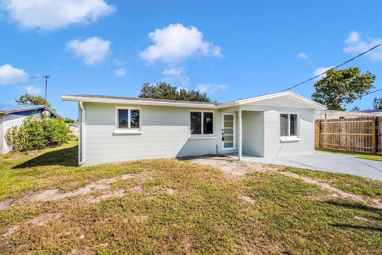 Image 31 of 38 For 45 Euclid Avenue