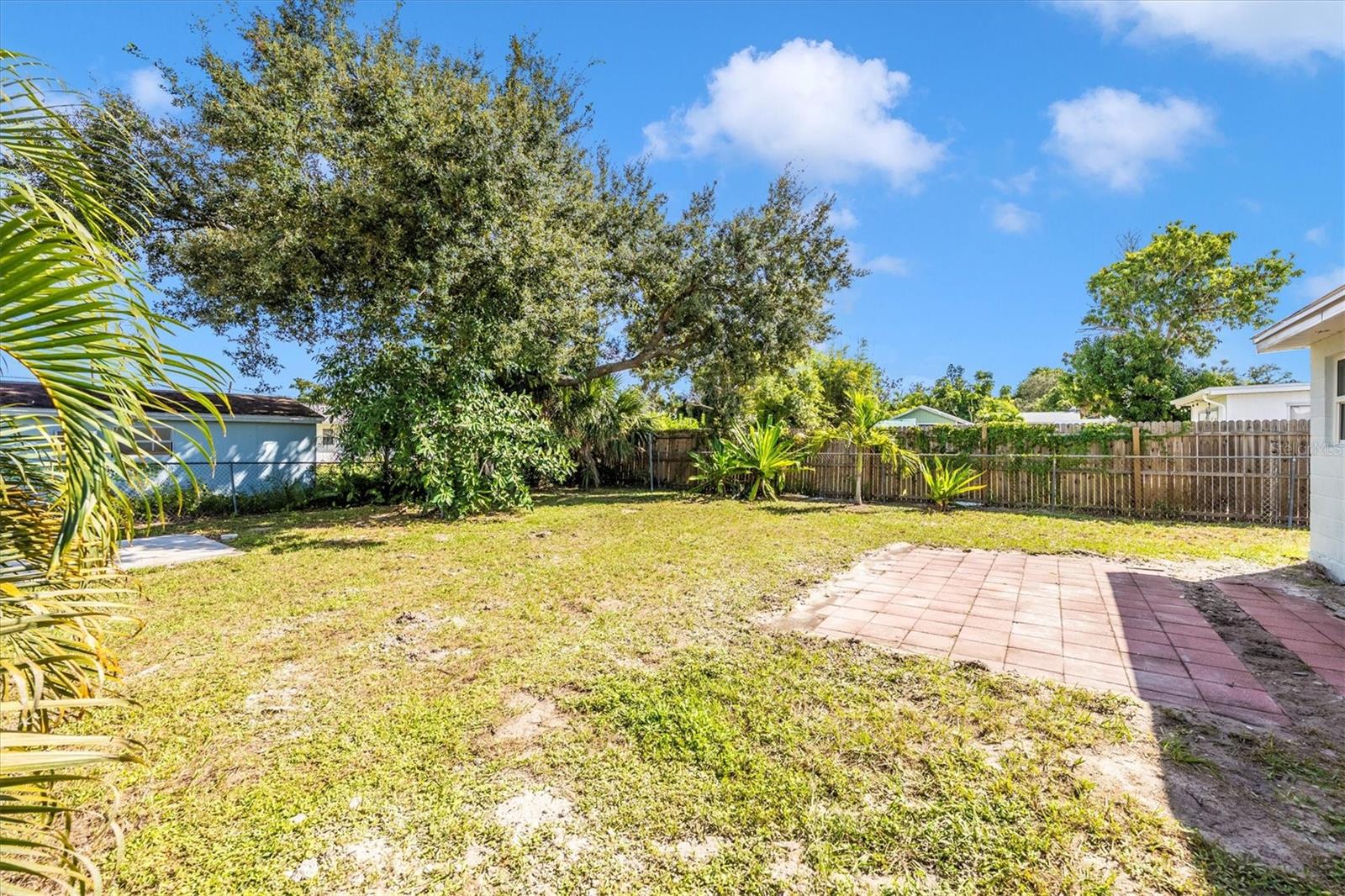 Image 37 of 38 For 45 Euclid Avenue