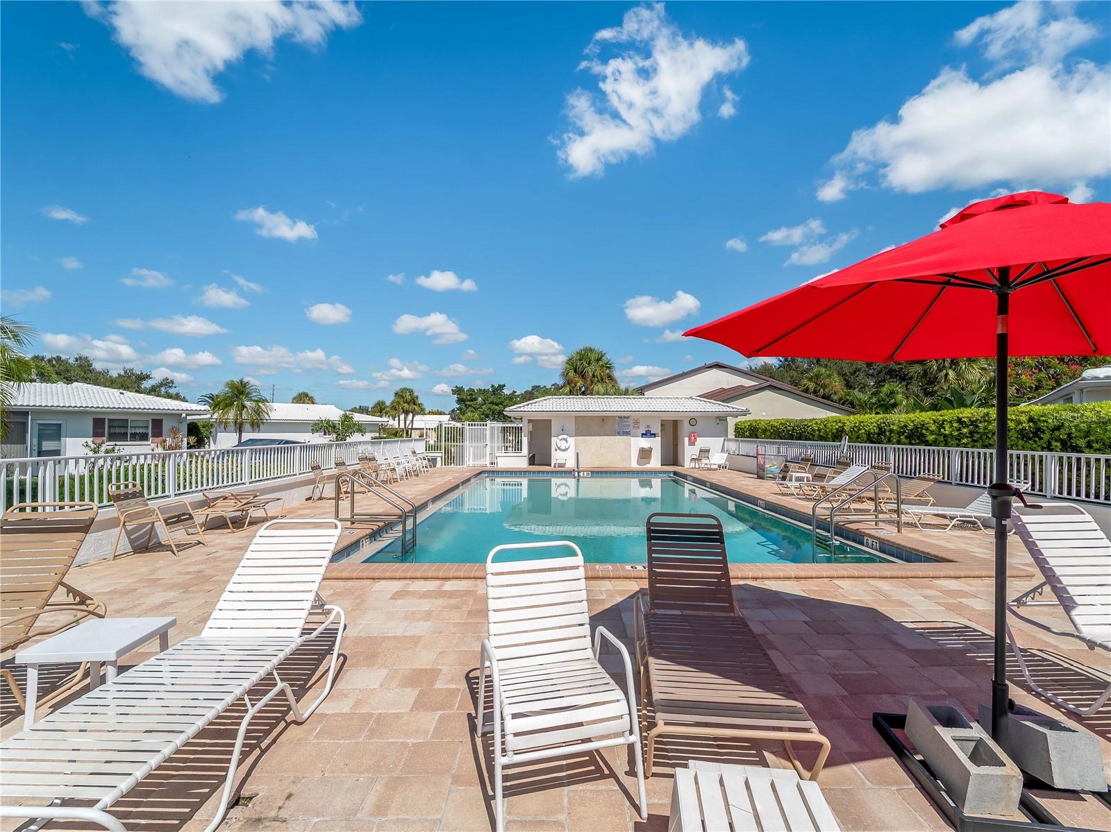 Image 22 of 37 For 52 Circlewood Drive A1-2