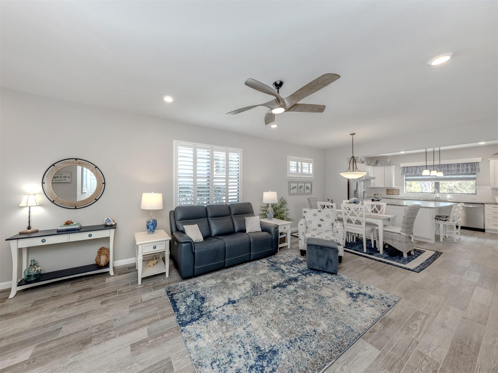 Image 5 of 95 For 2524 Daisy Drive