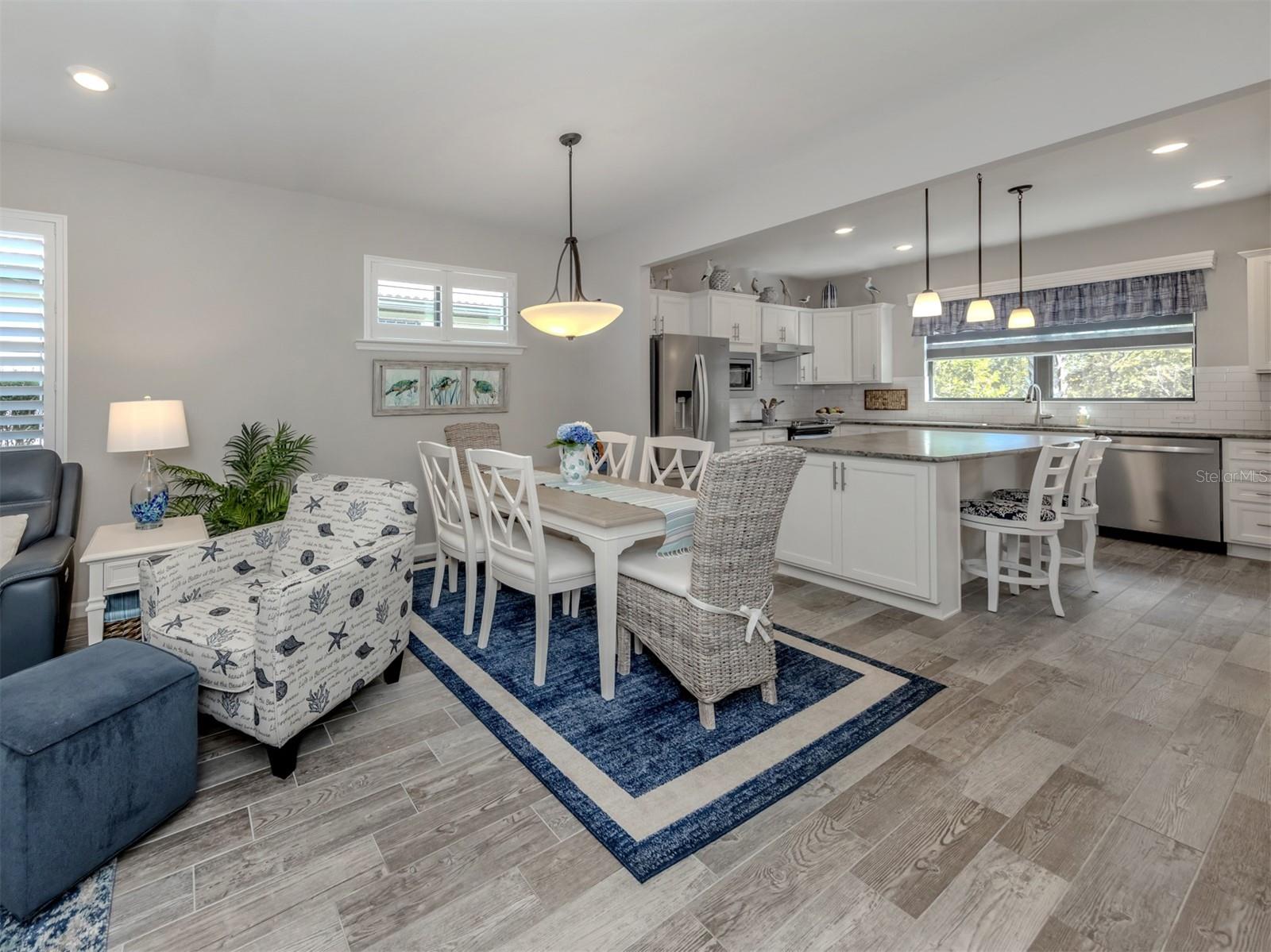 Image 8 of 95 For 2524 Daisy Drive