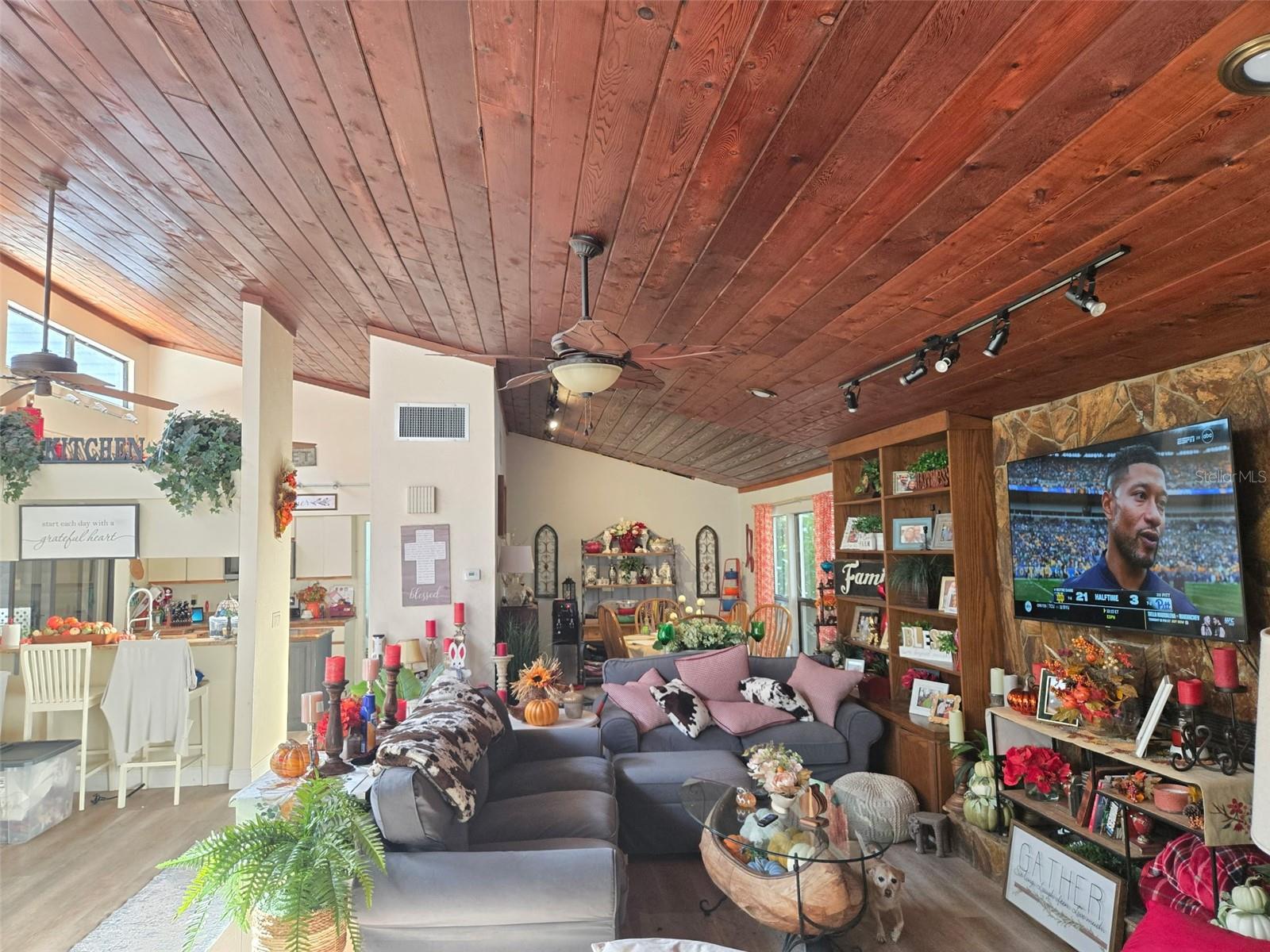 Image 16 of 36 For 4889 Brigitta Drive