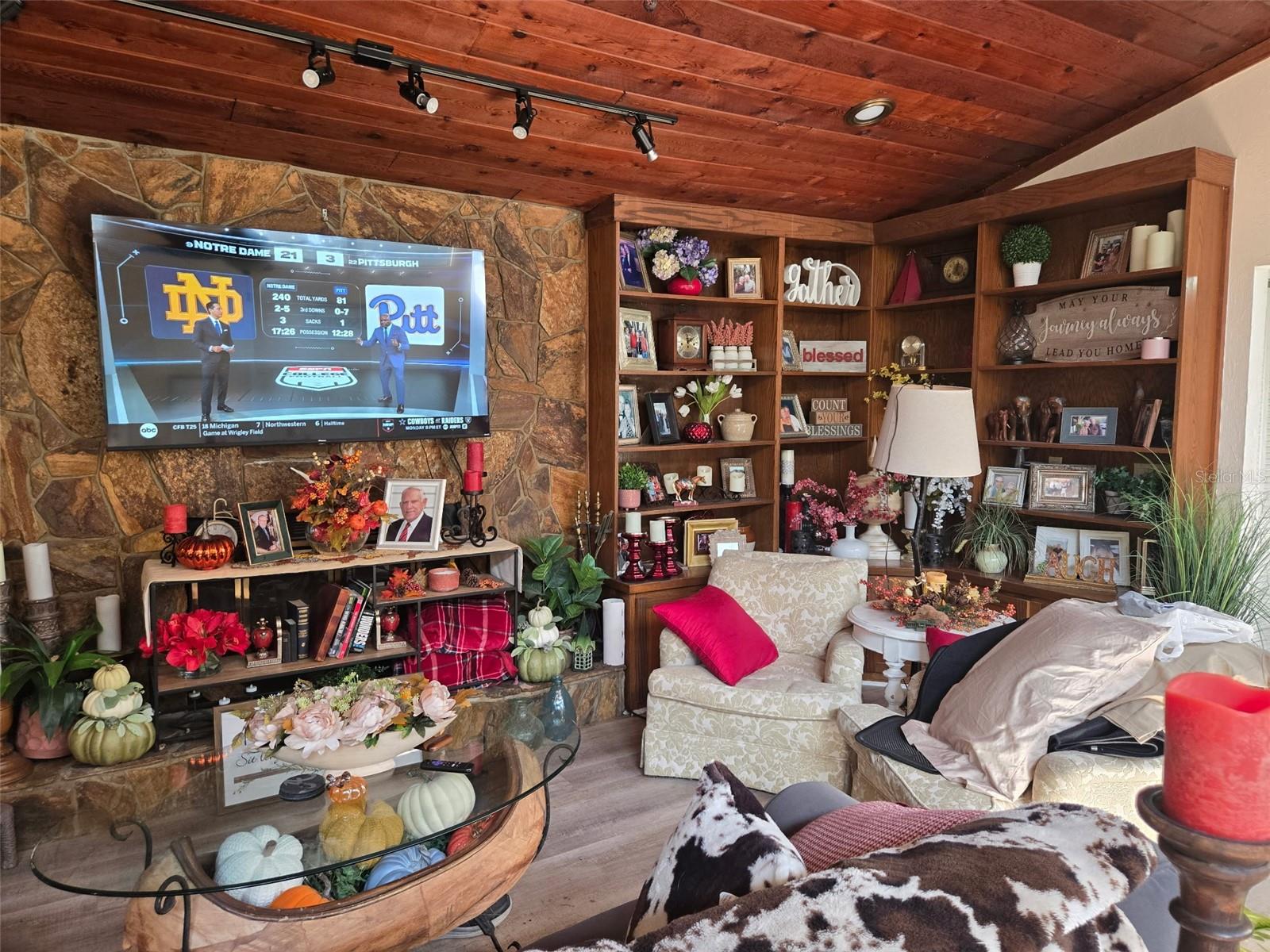 Image 20 of 36 For 4889 Brigitta Drive