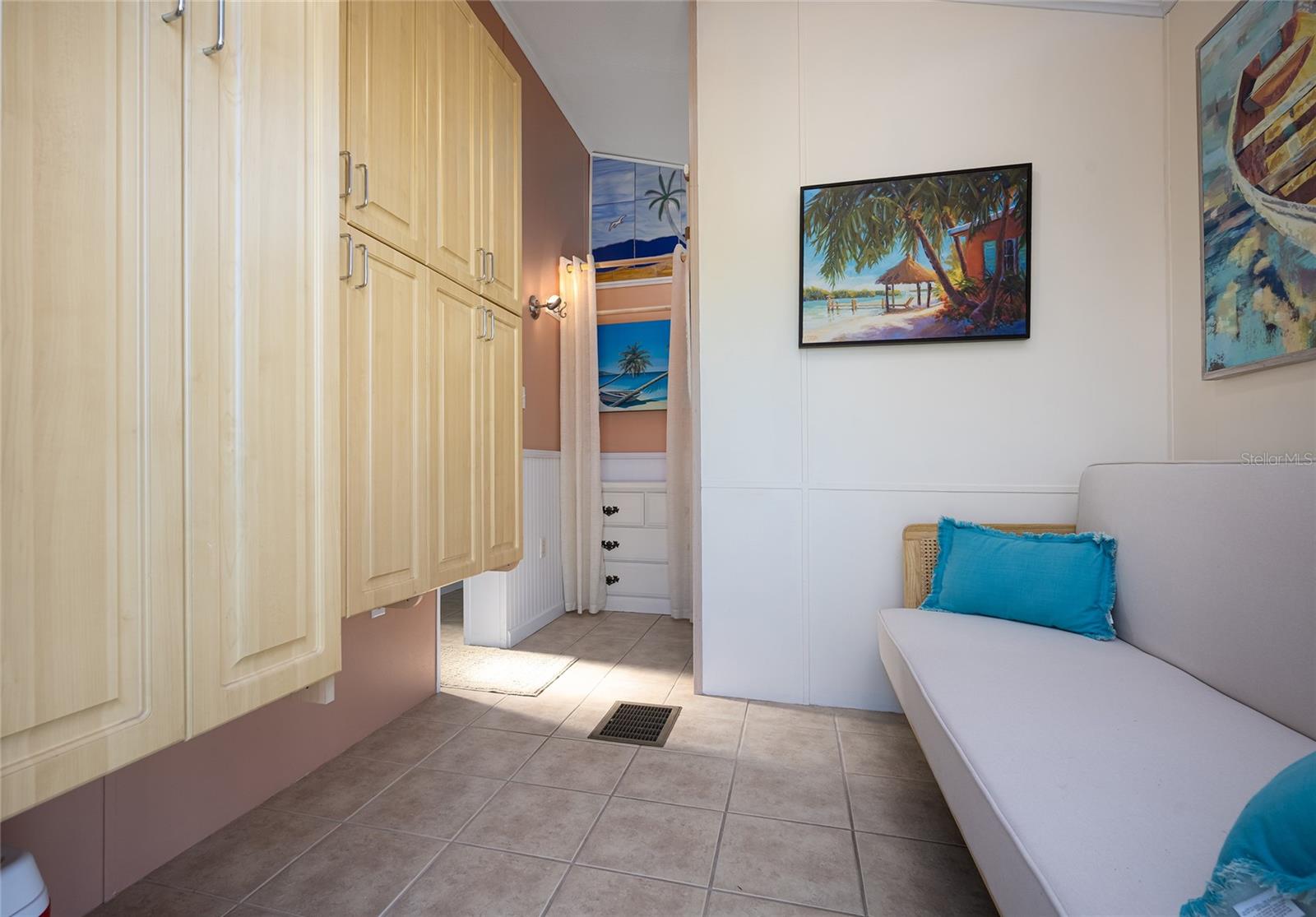 Image 27 of 63 For 95 Bainbridge Drive