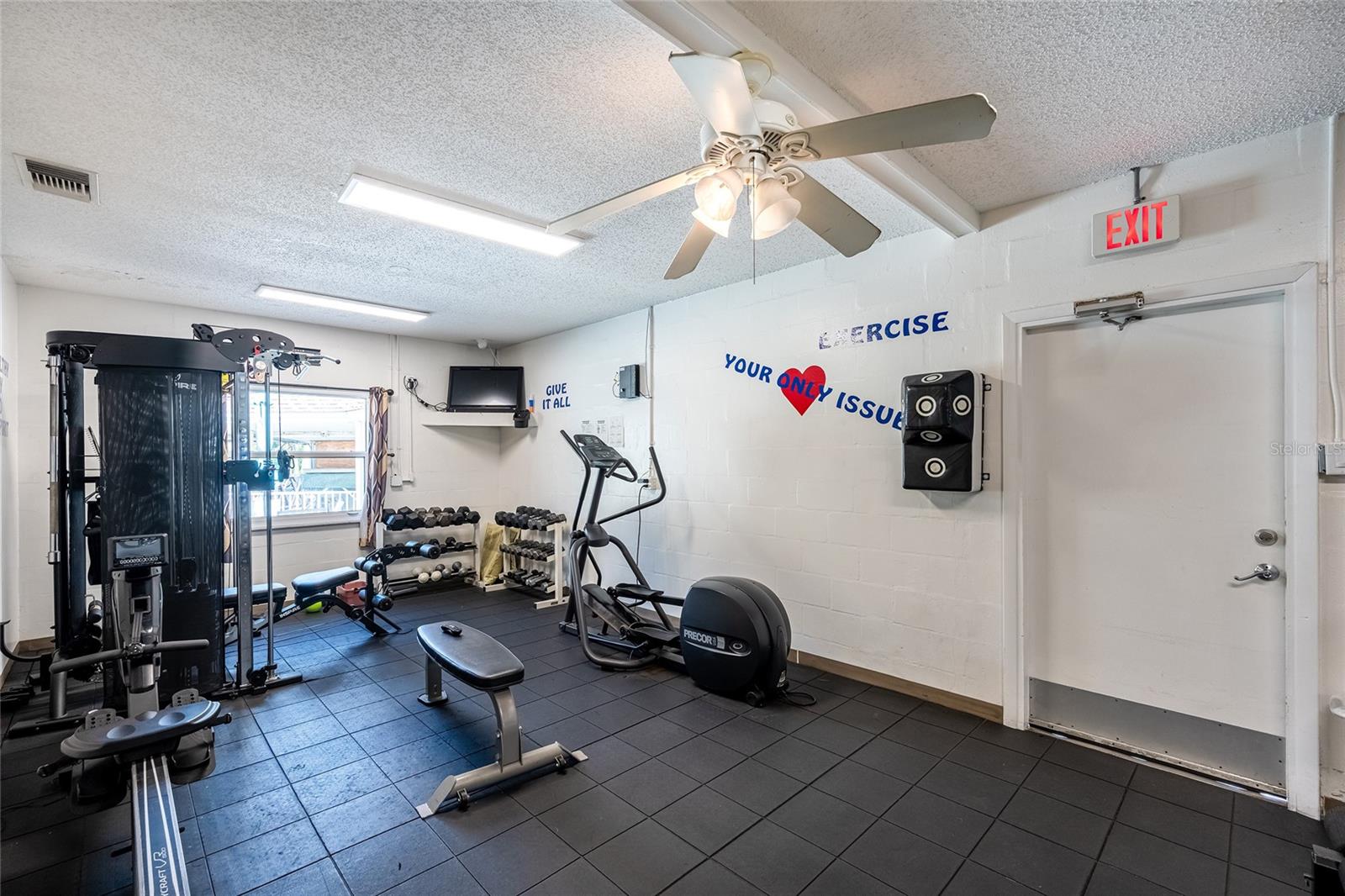 Image 33 of 63 For 95 Bainbridge Drive