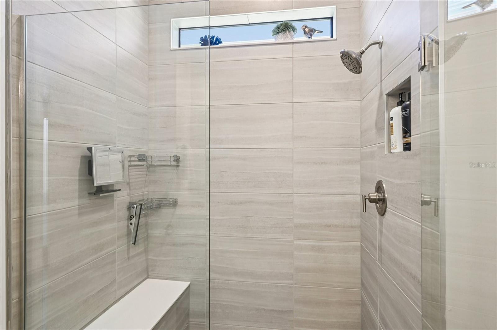 Image 26 of 61 For 2481 Buckthorn Loop