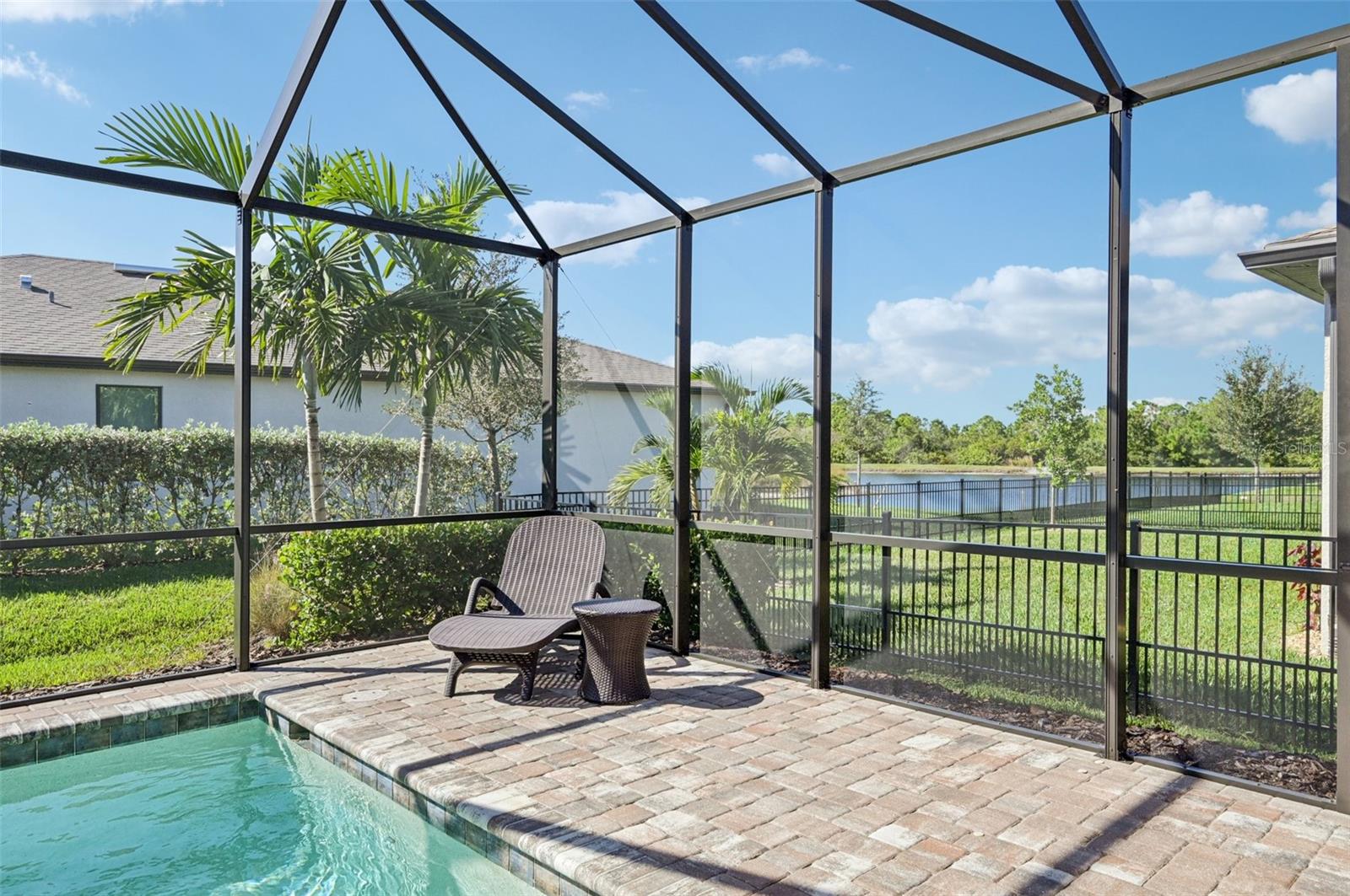 Image 38 of 61 For 2481 Buckthorn Loop