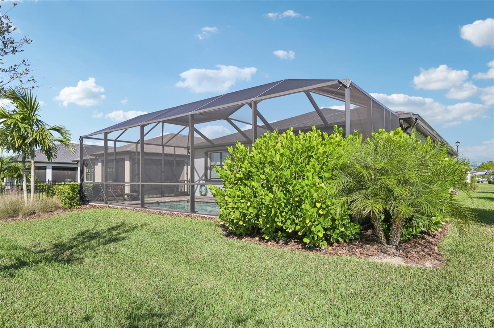 Image 41 of 61 For 2481 Buckthorn Loop