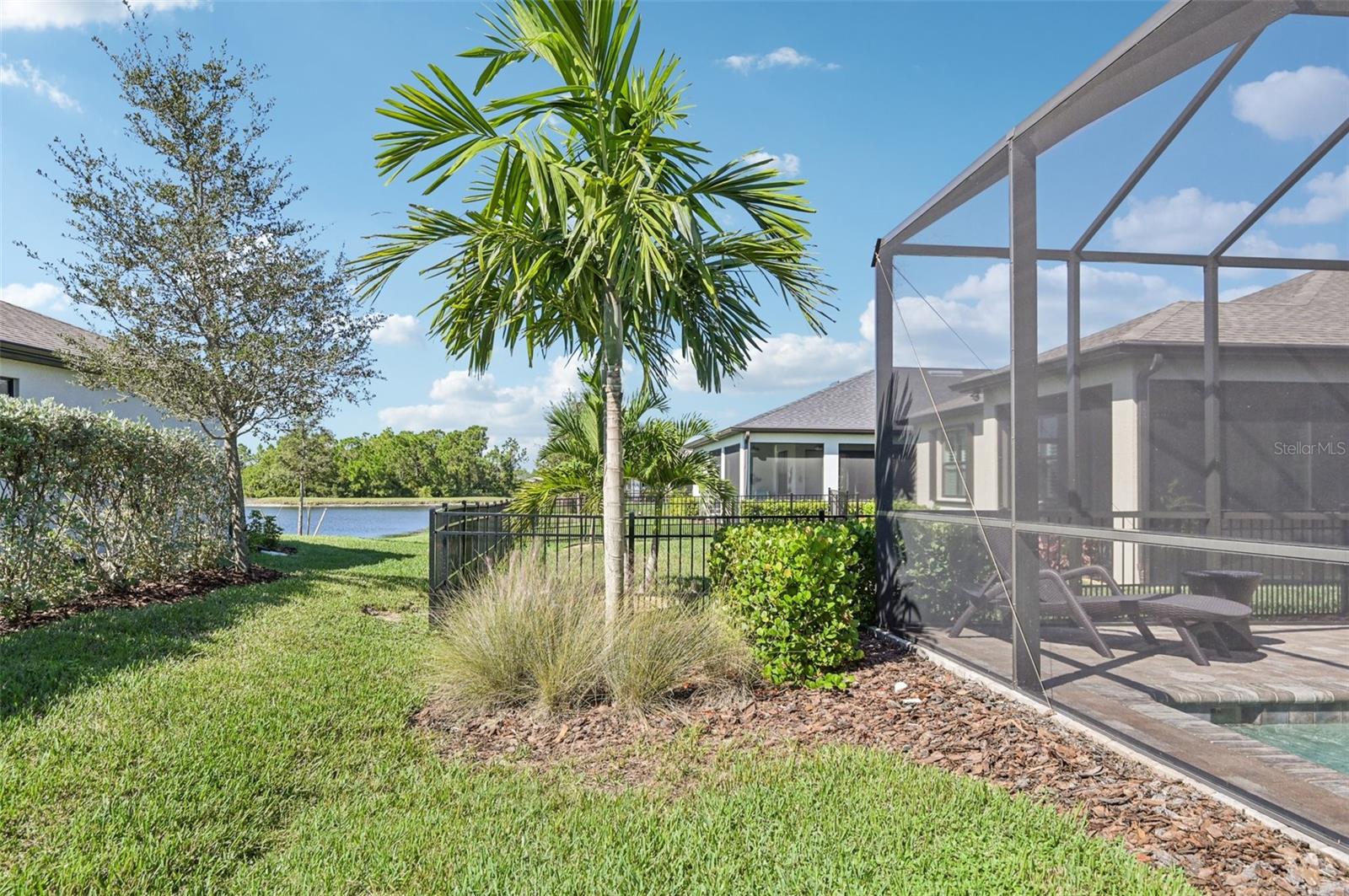 Image 42 of 61 For 2481 Buckthorn Loop