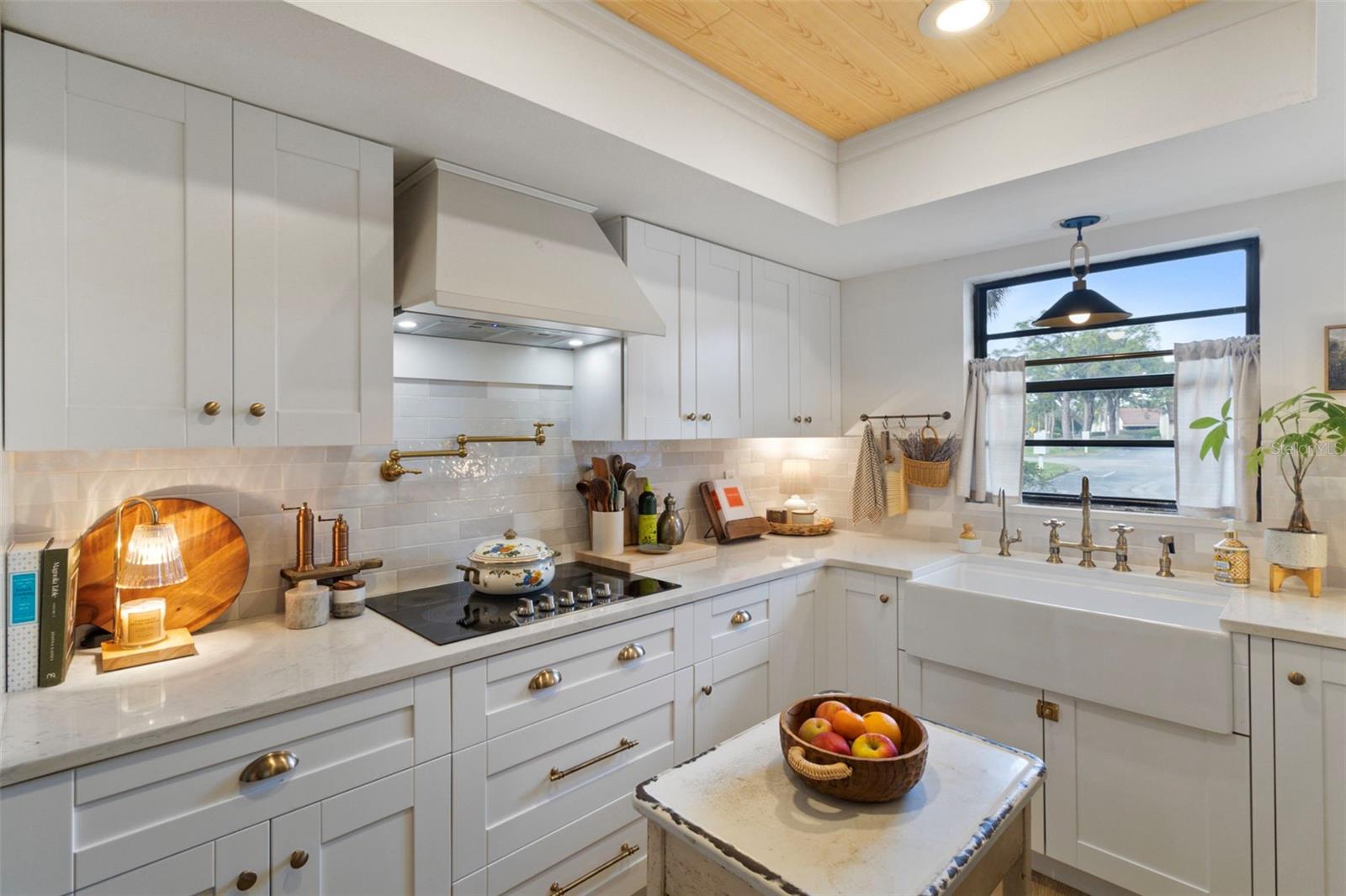 Image 2 of 18 For 3641 Longmeadow  33