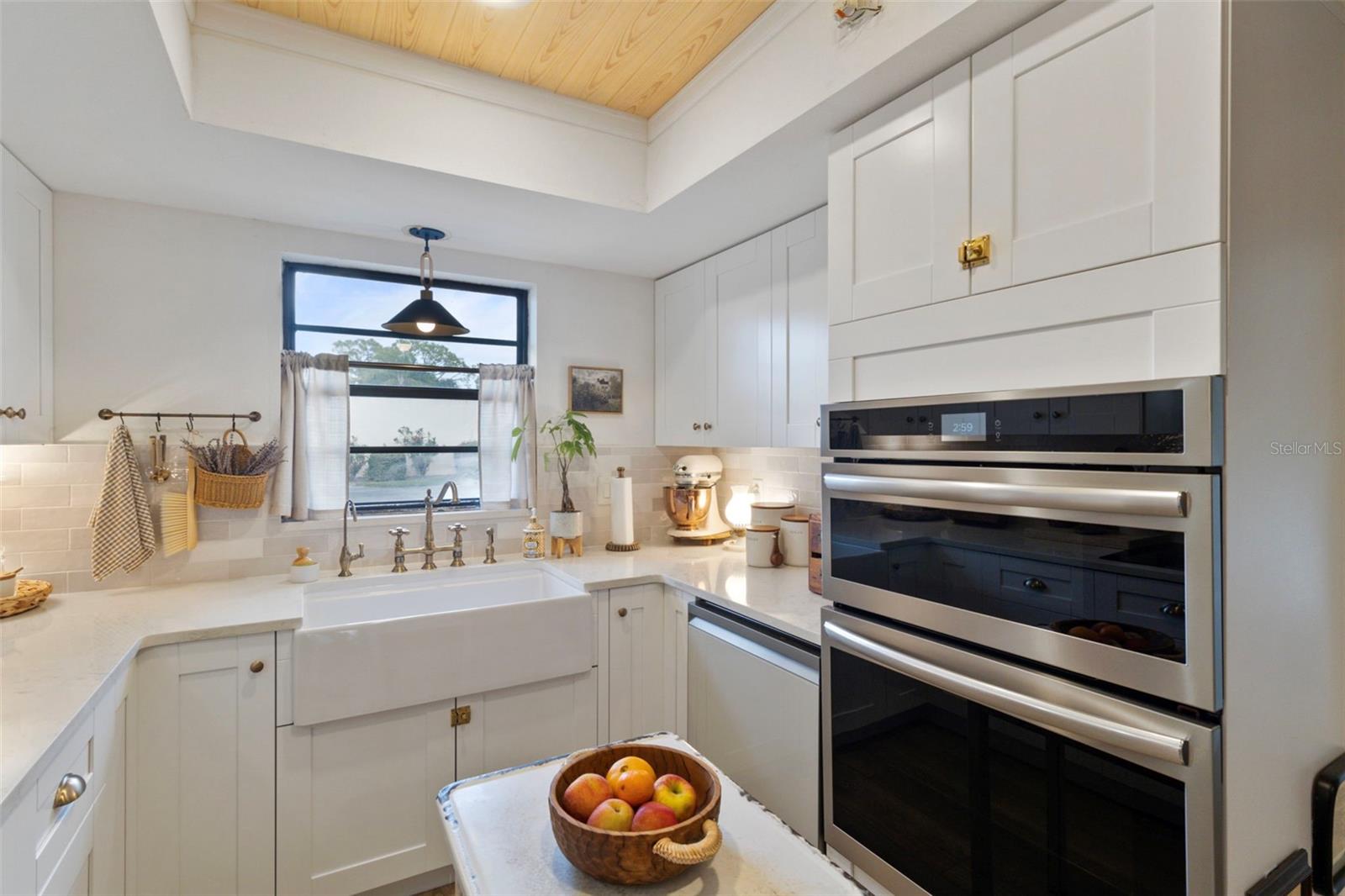 Image 3 of 18 For 3641 Longmeadow  33