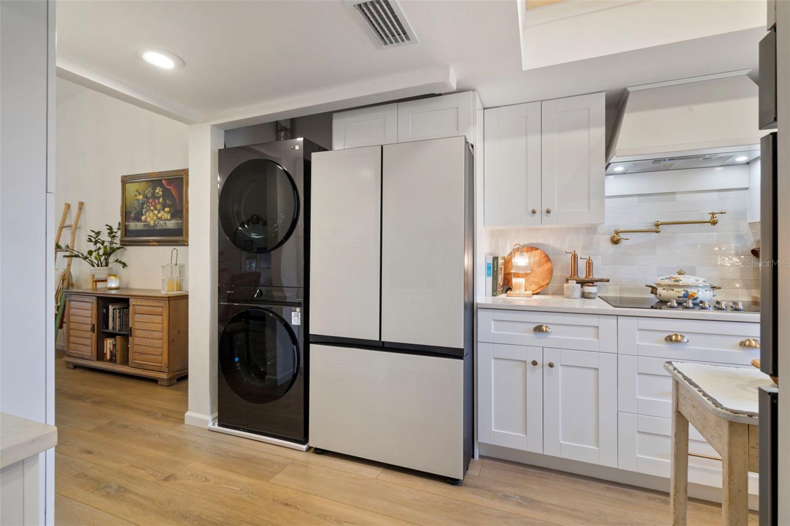 Image 5 of 18 For 3641 Longmeadow  33