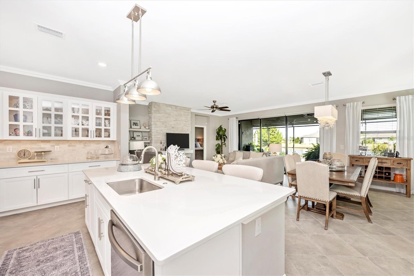 Image 20 of 60 For 2080 Gardenia Avenue