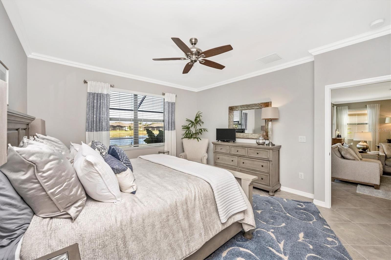 Image 26 of 60 For 2080 Gardenia Avenue