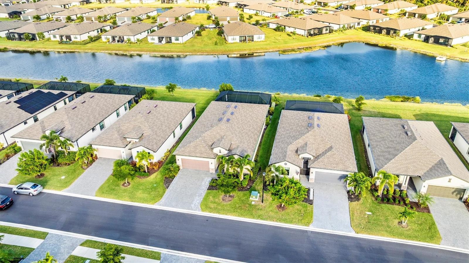 Image 50 of 60 For 2080 Gardenia Avenue