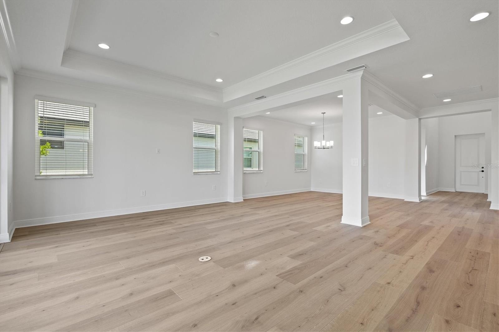 Image 21 of 94 For 1669 Lugano Circle