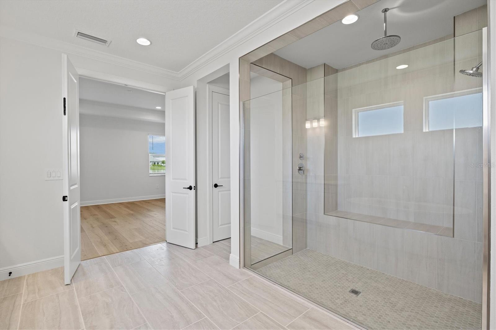 Image 33 of 94 For 1669 Lugano Circle