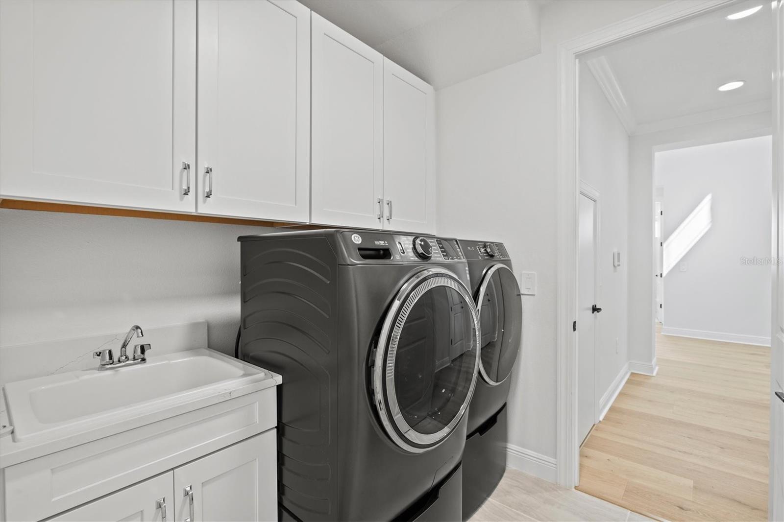 Image 36 of 94 For 1669 Lugano Circle