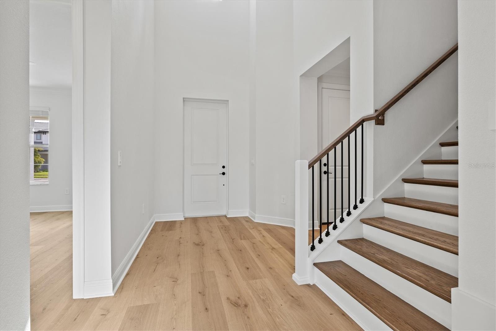 Image 4 of 94 For 1669 Lugano Circle