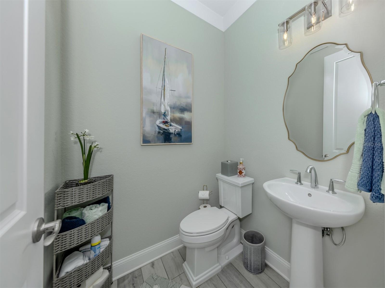 Image 25 of 77 For 592 Mistiflower Circle