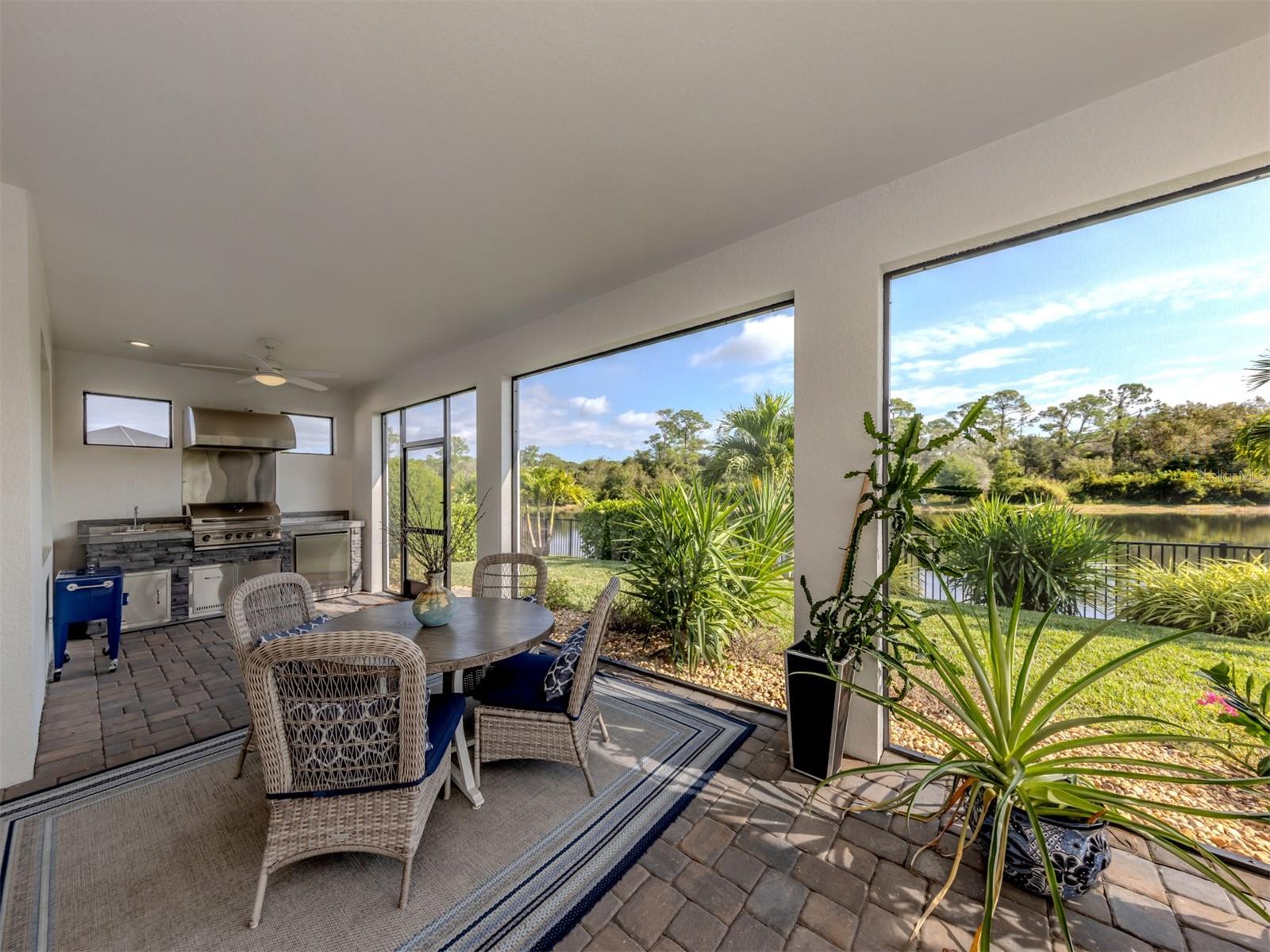 Image 28 of 77 For 592 Mistiflower Circle